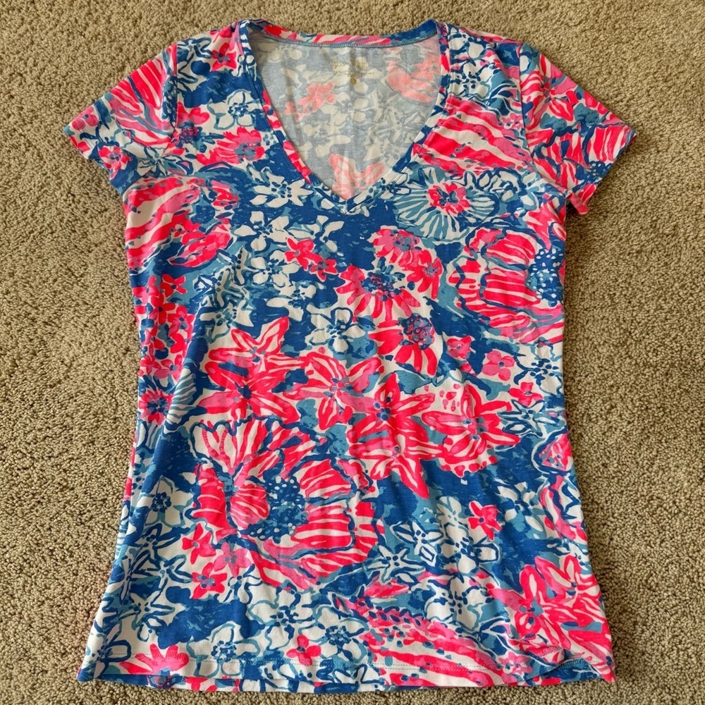 Lilly Pulitzer Michele V-Neck Top Short Sleeve Bay Blue Size S